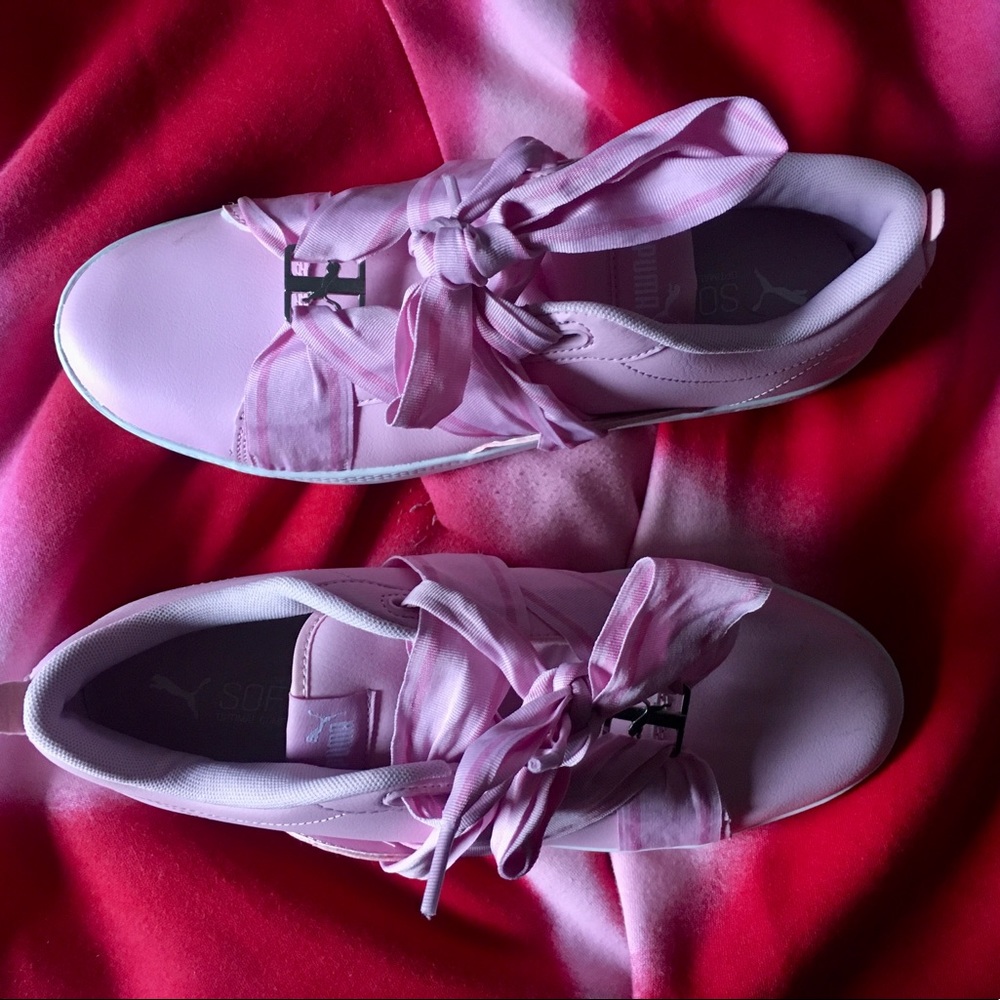 pink puma sneakers